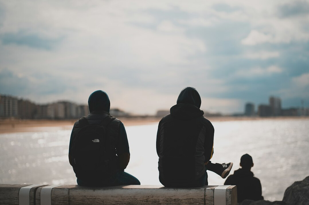 calm conversation between friends